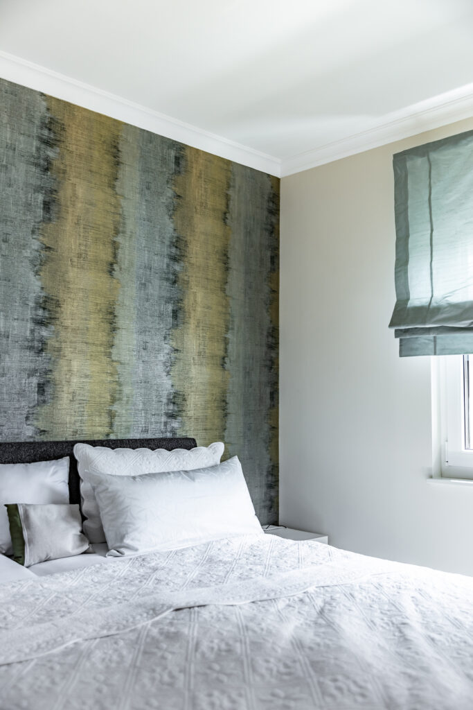 08 Schwarzmeier Interiors Shades of Serenity Sleeping room Sanderson 08 Schwarzmeier Interiors Shades of Serenity Sleeping room Sanderson