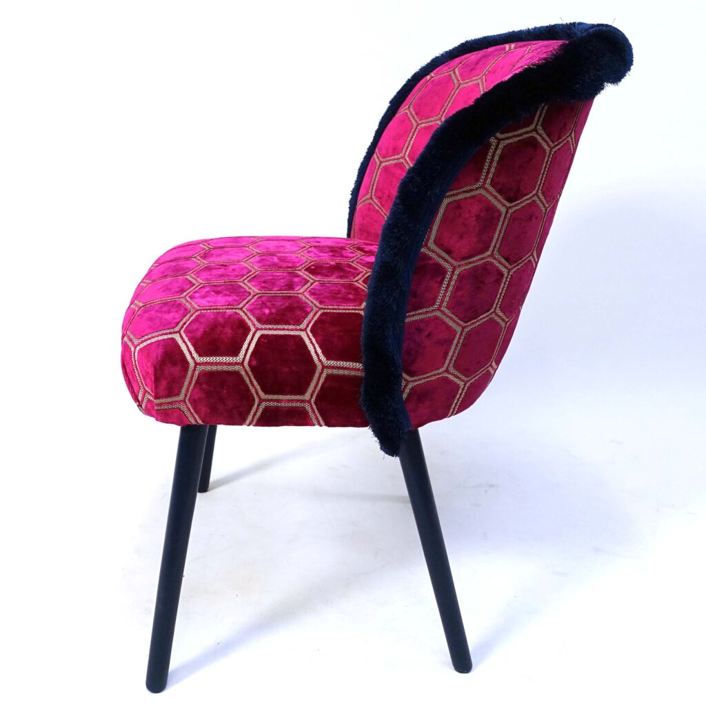 Cocktailsessel pink mit Fransen- Raumausstattung Schwarzmeier-S Cocktailsessel pink mit Fransen- Raumausstattung Schwarzmeier-S